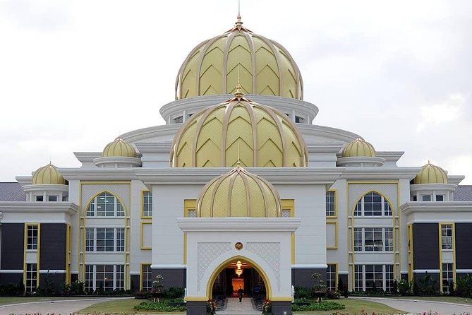 Putrajaya, Batu Caves And Kuala Lumpur Full-day City Tour - What the day is really like