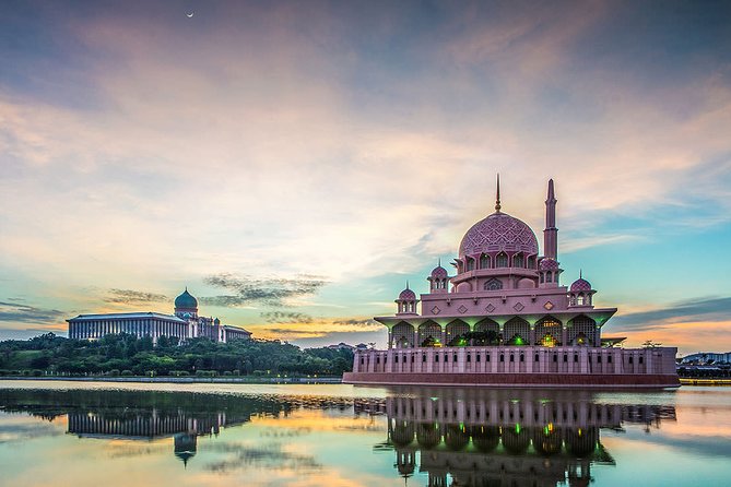 Putrajaya City Tour with Batu Caves & Sight Seeing Cruise - Batu Caves and the 272-step climb