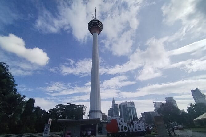 Putrajaya Tour From Kuala Lumpur Includes Batu Caves - Putrajaya Lake and the optional cruise