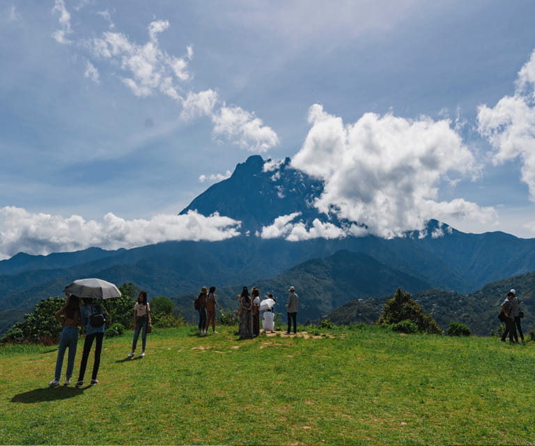 Sabah: Kinabalu Park, Hot Springs, and Cow Farm Day Tour - Nabalu Market: an early look at Sabah’s highlands