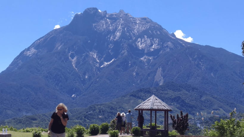 Sabah: Kundasang Nature Day Tour - Nabalu Town for views and local stalls