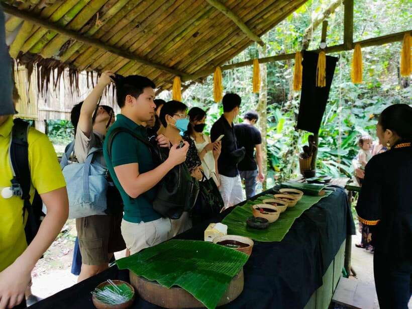 Sabah: Mari-Mari Cultural Village Visit + Lunch + transfer - The morning program from 10:00 a.m. to 2:00 p.m.