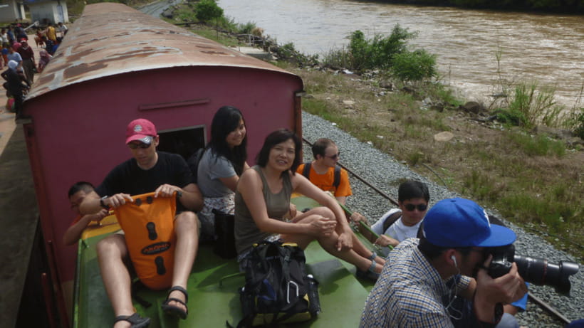 Sabah: White Water Rafting Grade 3-4 at Padas River - Lunch, facilities, and the practical comforts