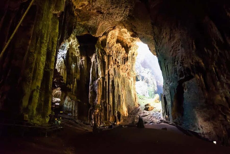 Sandakan: Gomantong Cave Echoes & Kinabatangan River Safari - The long transfer matters to the value