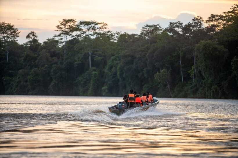 Sandakan: Kinabatangan River Wildlife Cruise with Lunch - Arrival at Bilit and the welcome refreshments