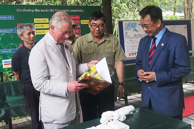 Semenggoh Wildlife Centre Tour: Discover Sarawak’s Orangutans - Walking into the rehabilitation center