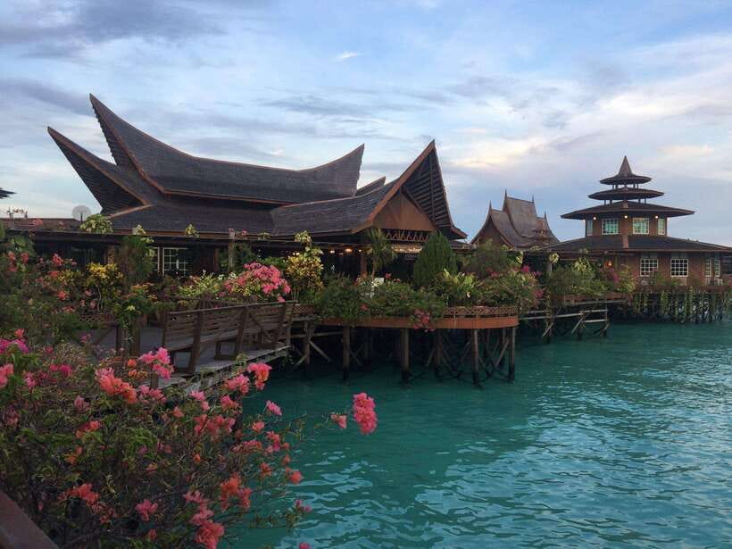 Semporna: Mabul and Kapalai Trip in Snorkel or Dive & Lunch - Why Mabul and Kapalai Work as a One-Day Trip