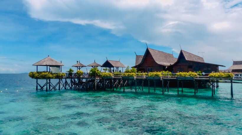 Semporna: Mabul and Kapalai Trip in Snorkel or Dive & Lunch - Should You Book the Mabul and Kapalai Trip?