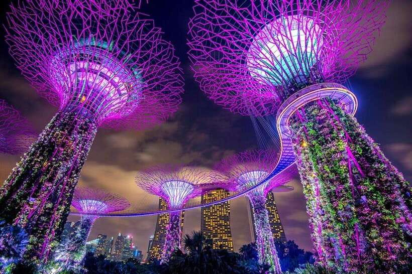 Singapore: Nighttime City Sightseeing Tour with River Cruise - The one-hour Singapore River cruise