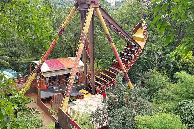 Sunway lagoon Theme Park - Eating inside the park