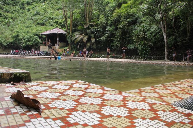 Templer Park and Kanching Waterfall Tour with Batu Caves Stopover - Templer Park, limestone, and jungle air