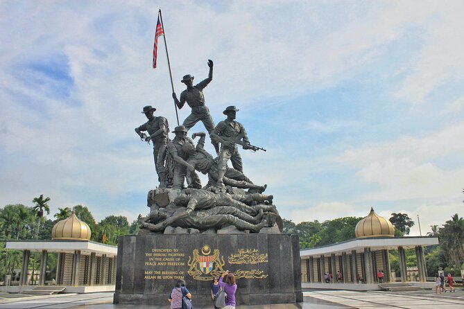 Transit Tour Private Tour (Ex Port Klang Cruise Centre/KLIA 1 &2) - Parliament, Lake Garden, and Kuala Lumpur’s civic core