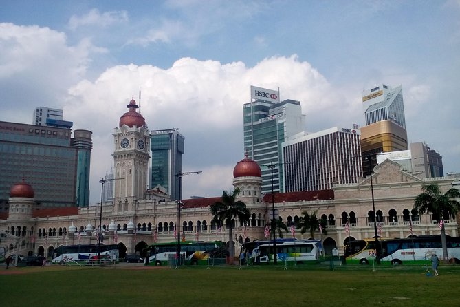 Wonders of Kuala Lumpur City & Countryside + Batu Caves (Private Guided Tour) - Why this route works for a first day in Kuala Lumpur